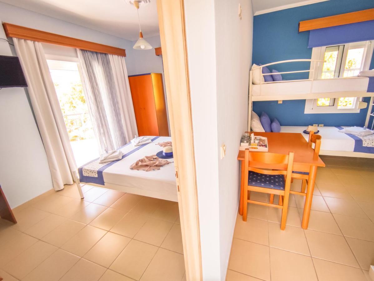 خْريسيا أموذيا Ellinas Hotel المظهر الخارجي الصورة