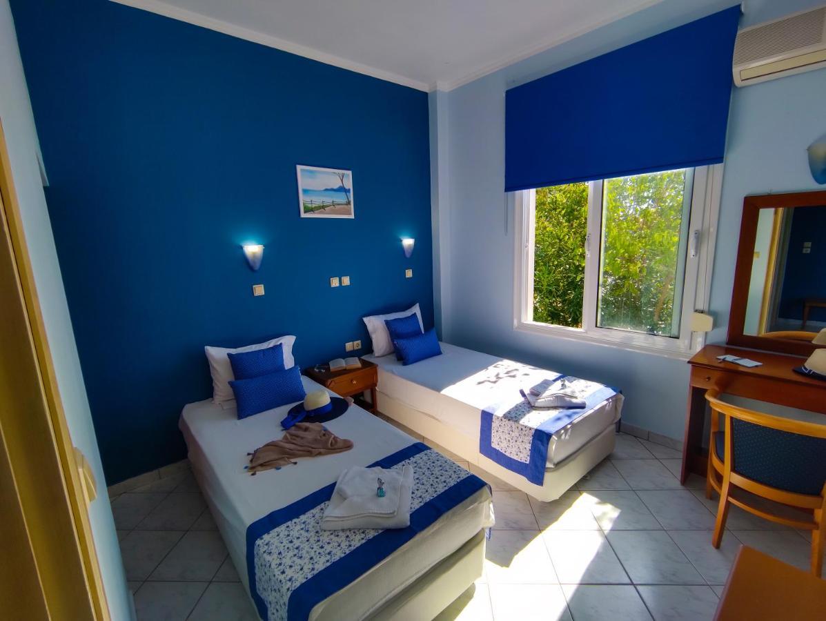 خْريسيا أموذيا Ellinas Hotel المظهر الخارجي الصورة