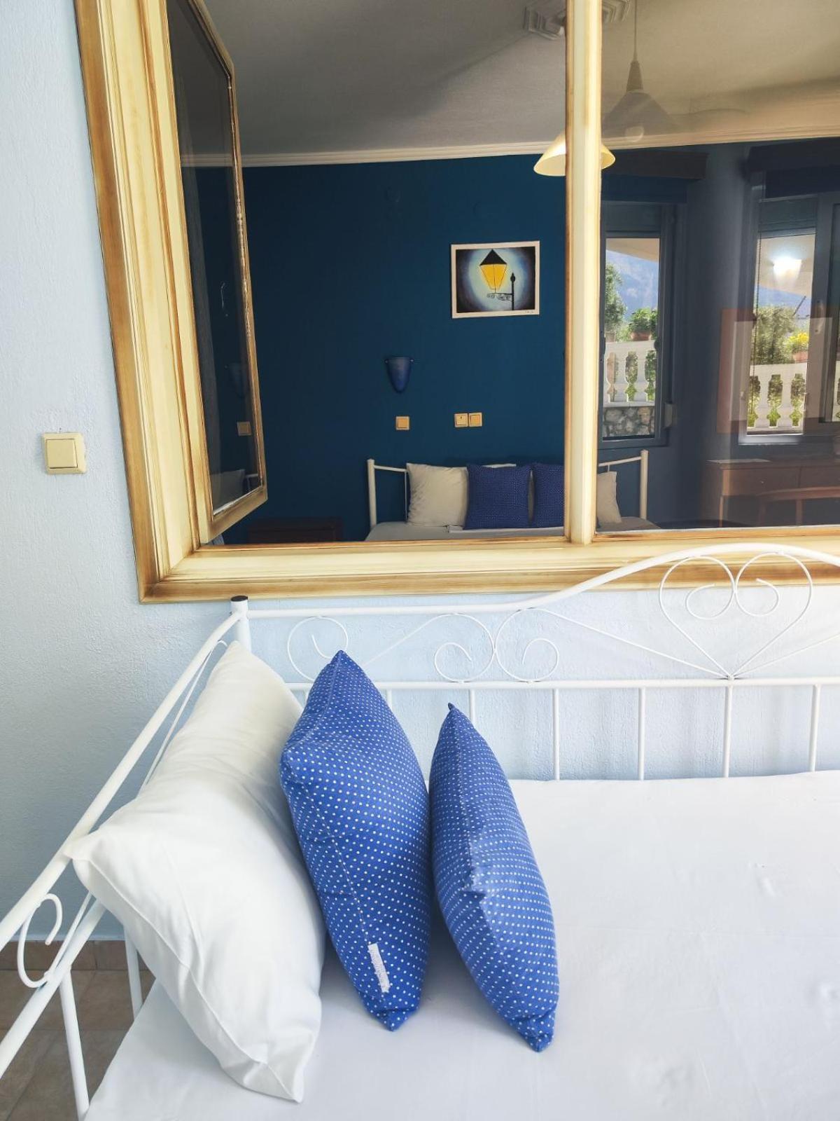 خْريسيا أموذيا Ellinas Hotel المظهر الخارجي الصورة