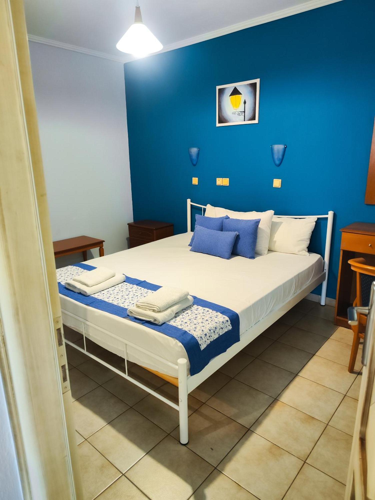 خْريسيا أموذيا Ellinas Hotel المظهر الخارجي الصورة