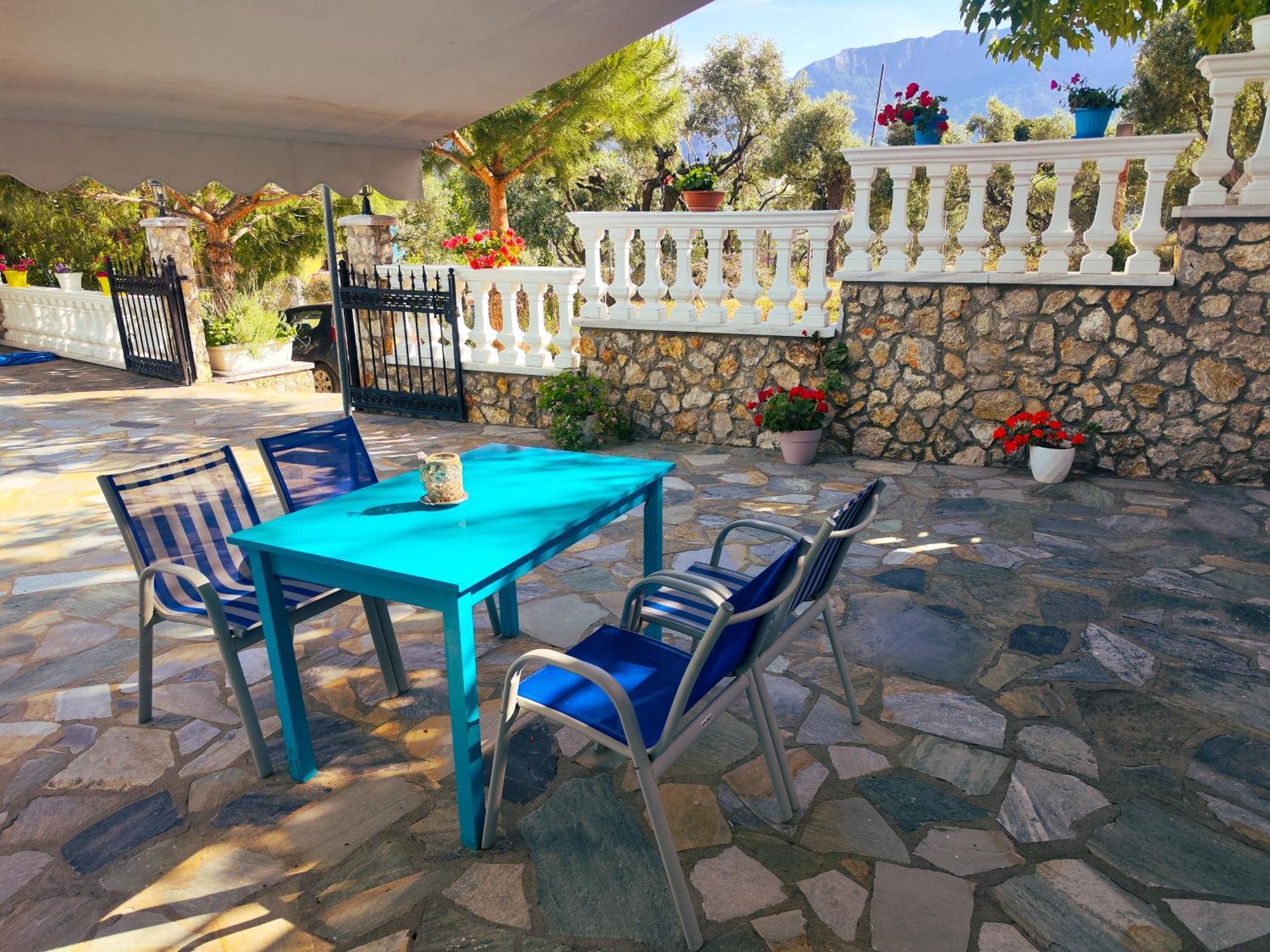 خْريسيا أموذيا Ellinas Hotel المظهر الخارجي الصورة